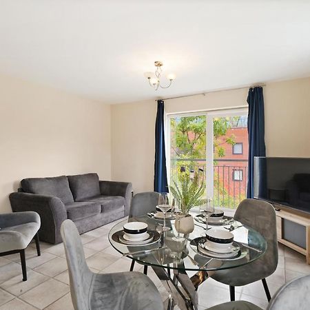 Peaceful 2Br Flat With Historic Bottle Kilns View & Free Parking Located Near City Centre Stoke-on-Trent Zewnętrze zdjęcie
