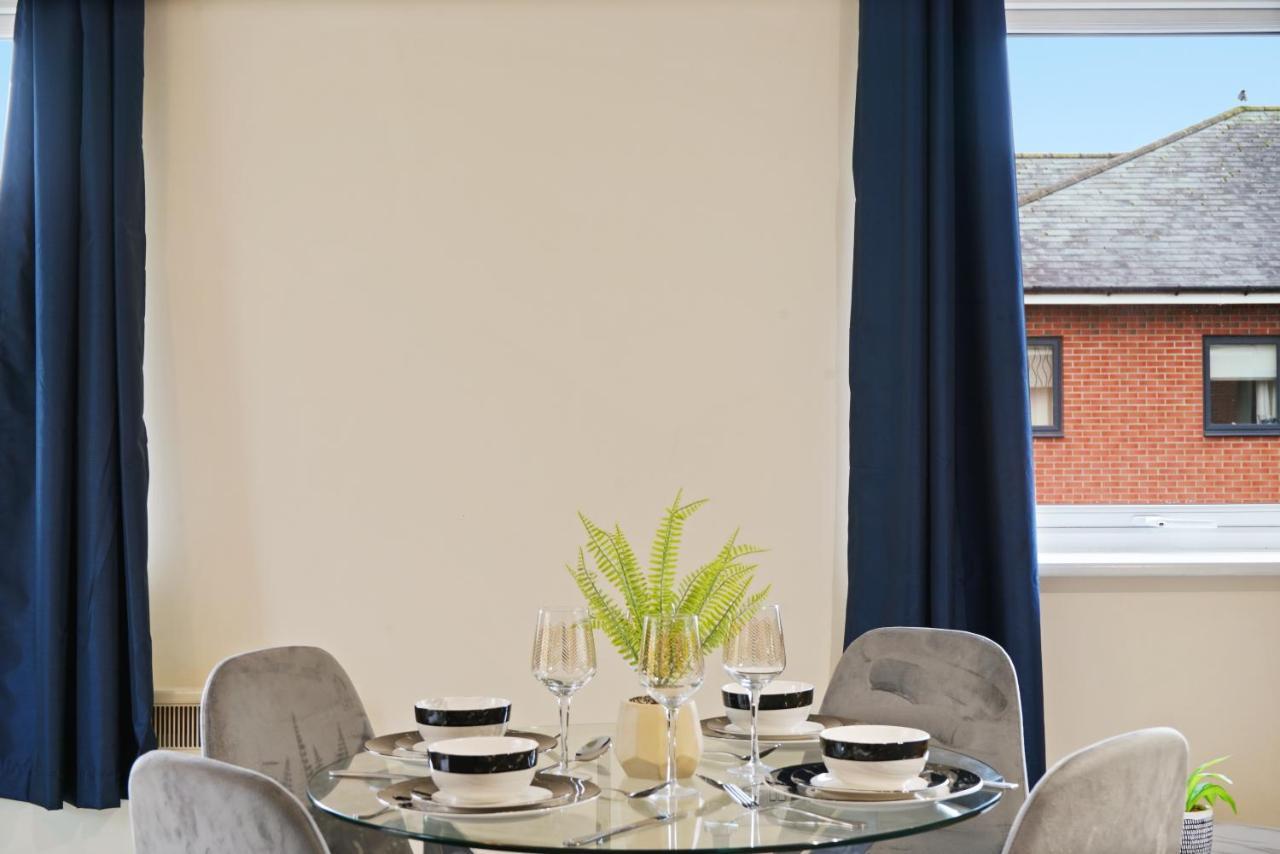 Peaceful 2Br Flat With Historic Bottle Kilns View & Free Parking Located Near City Centre Stoke-on-Trent Zewnętrze zdjęcie