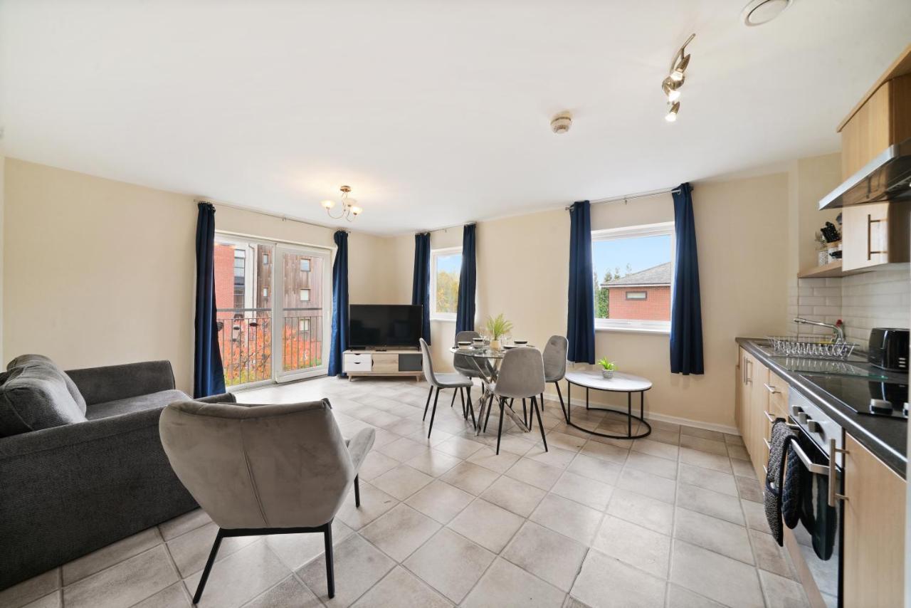 Peaceful 2Br Flat With Historic Bottle Kilns View & Free Parking Located Near City Centre Stoke-on-Trent Zewnętrze zdjęcie