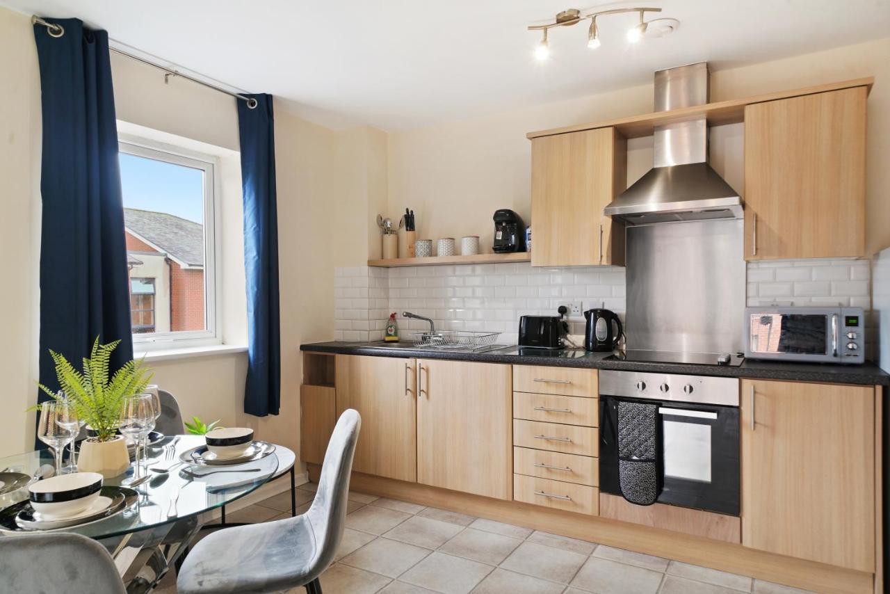 Peaceful 2Br Flat With Historic Bottle Kilns View & Free Parking Located Near City Centre Stoke-on-Trent Zewnętrze zdjęcie